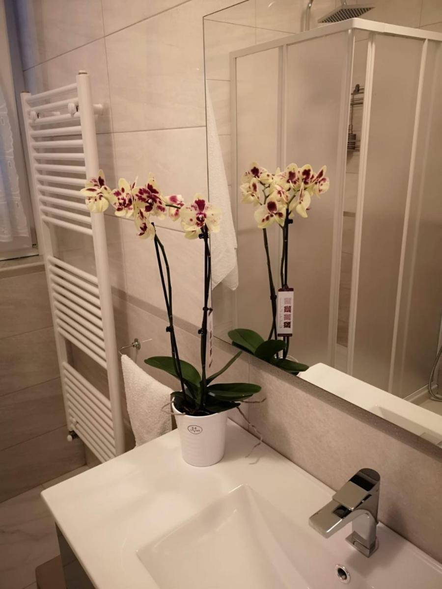 Nonna Rosa House - Housity
