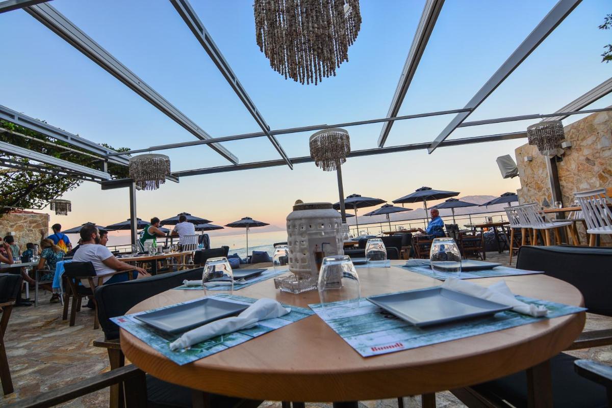 Marzi Boutique Hotel - Housity