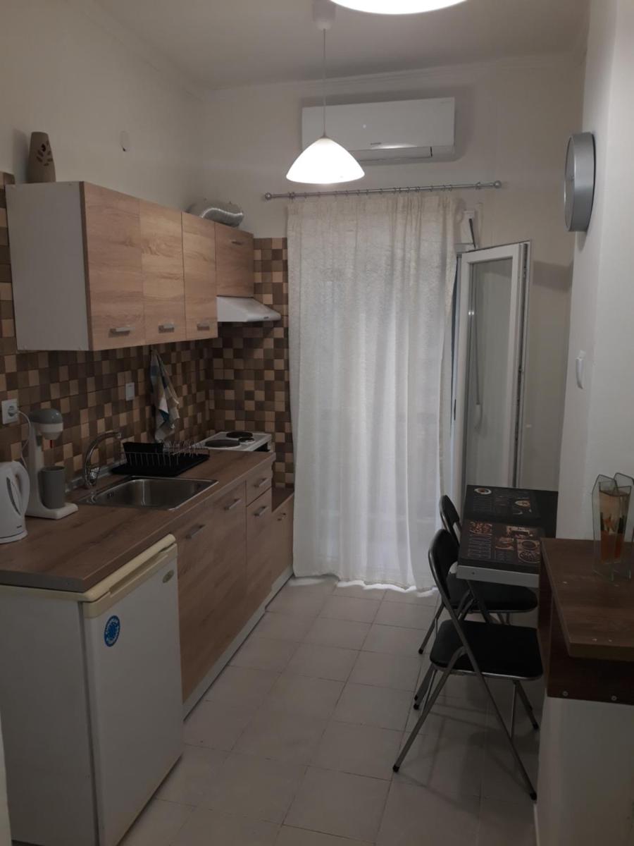 Suitetrails - Kosta's Apartment 1