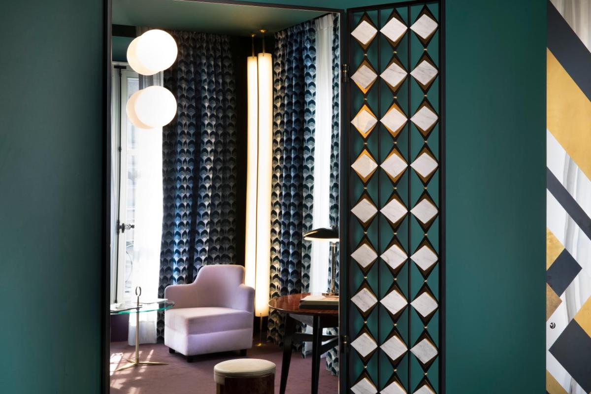 Coin salon dans l'établissement Hôtel Saint-Marc