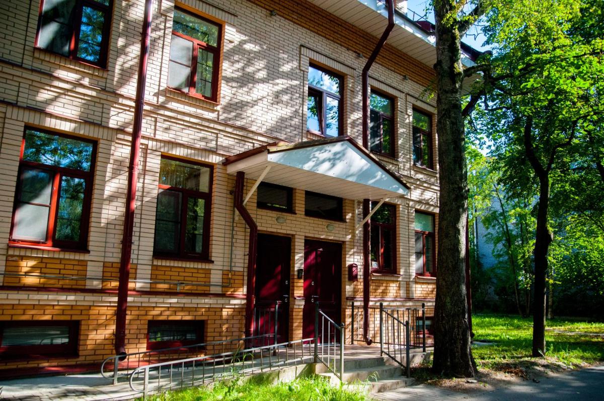 Modern History Apartments - Housity
