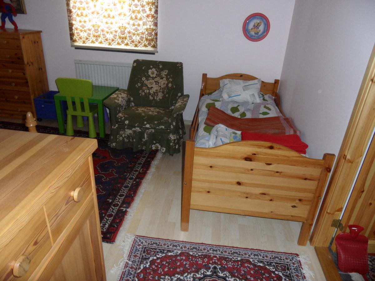 Semestervilla vid sjö - Housity