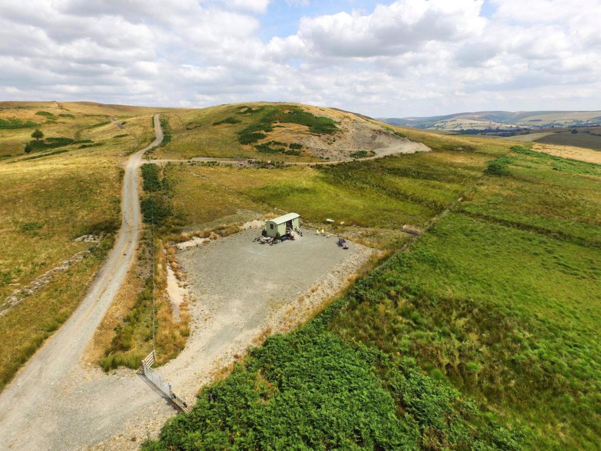 Upper Gilwern Quarry Hut - Housity