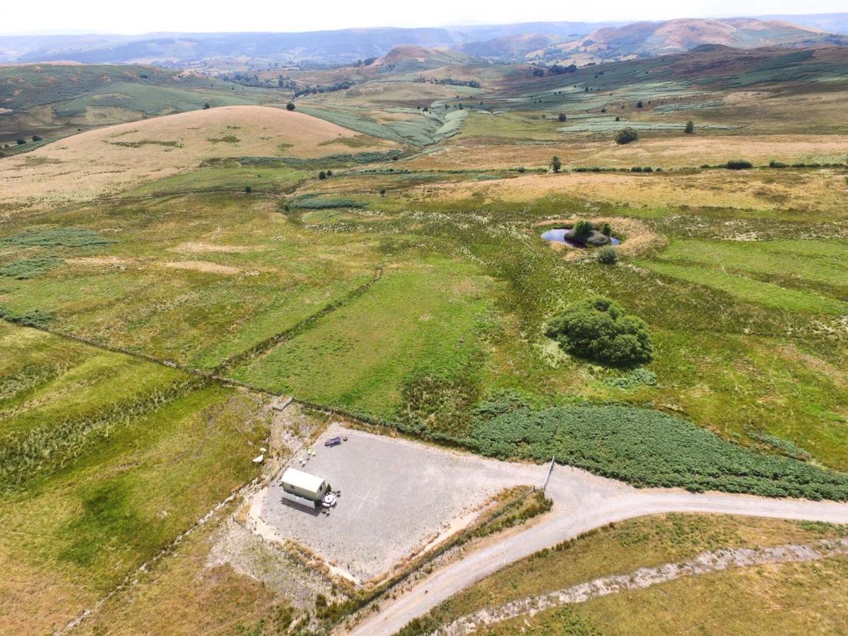 Upper Gilwern Quarry Hut - Housity