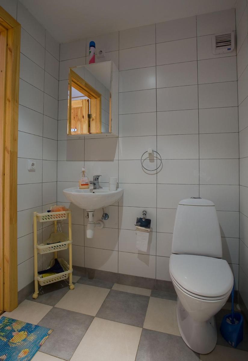 Love Island Guesthouse - Housity