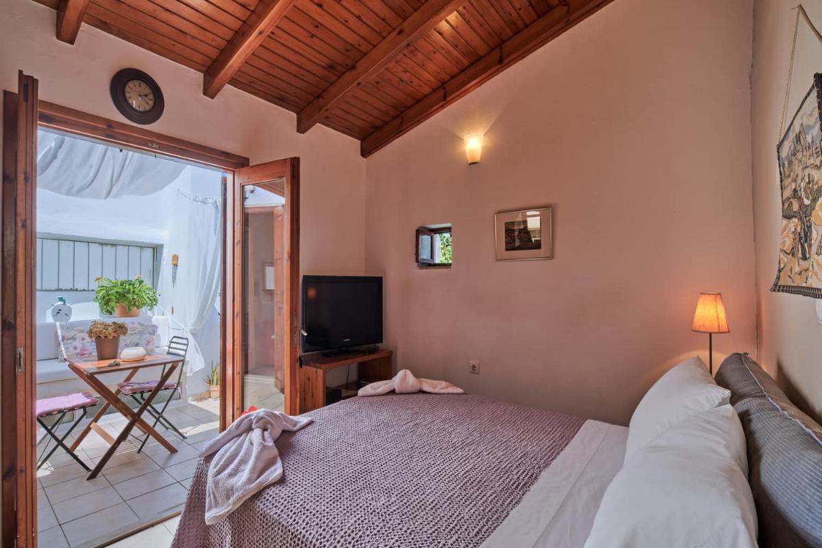 Elle Sweet Home Old Town - Housity