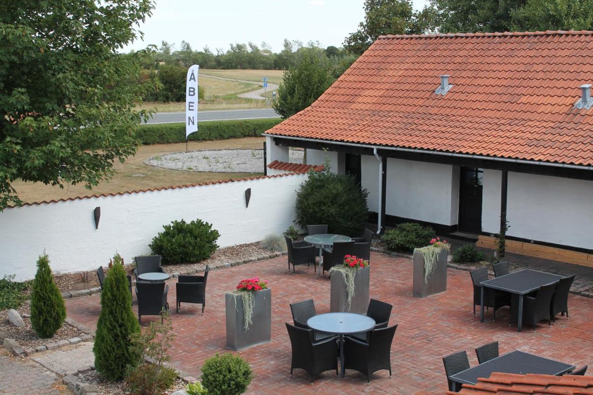Harresø Kro - Housity