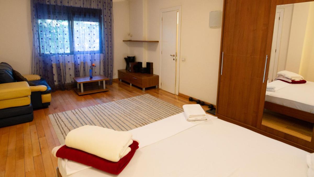 Nicole's Apartment - Housity