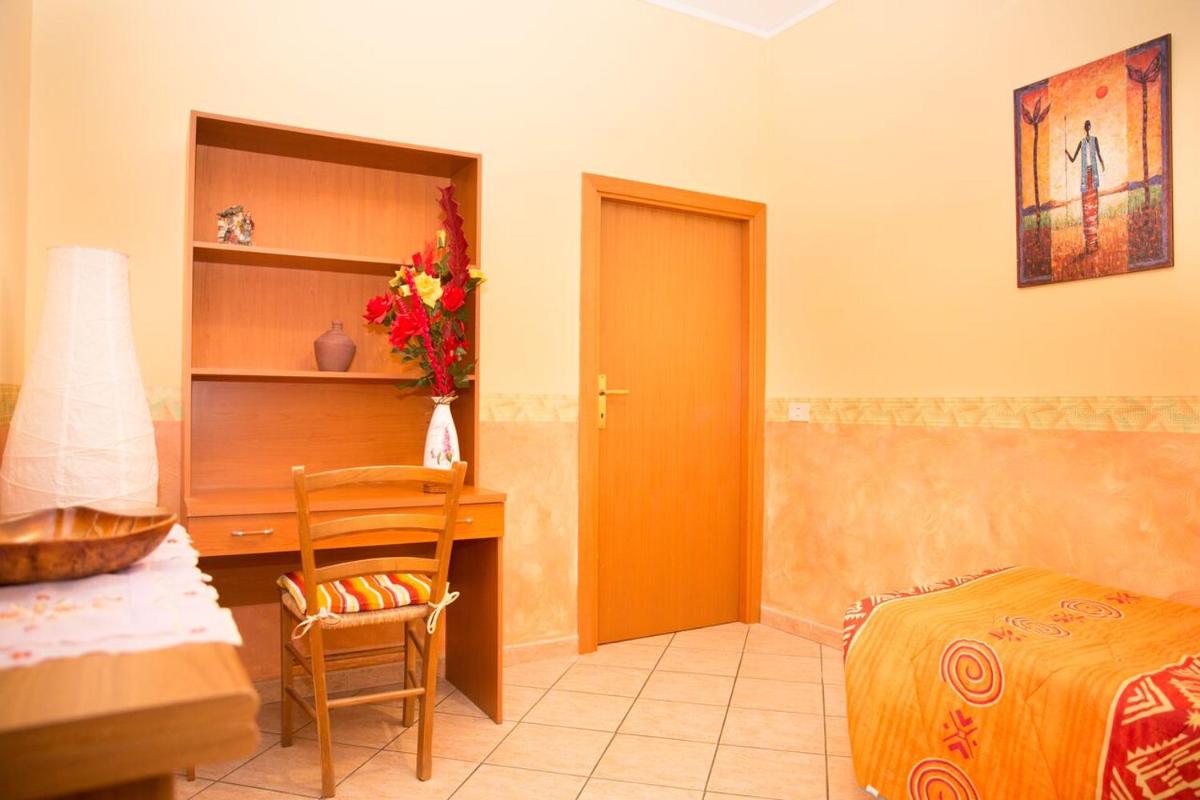 La Dolce Vita Colosseum - Housity