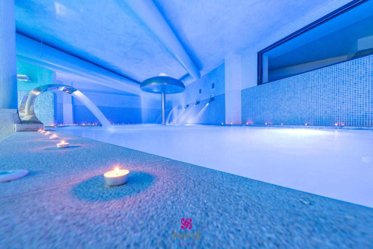 Piscina en o cerca de Hotel Spa Norat O Grove 3* Superior