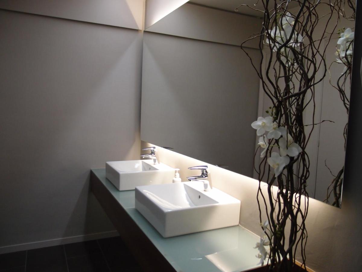 Un baño de Hotel Anabel