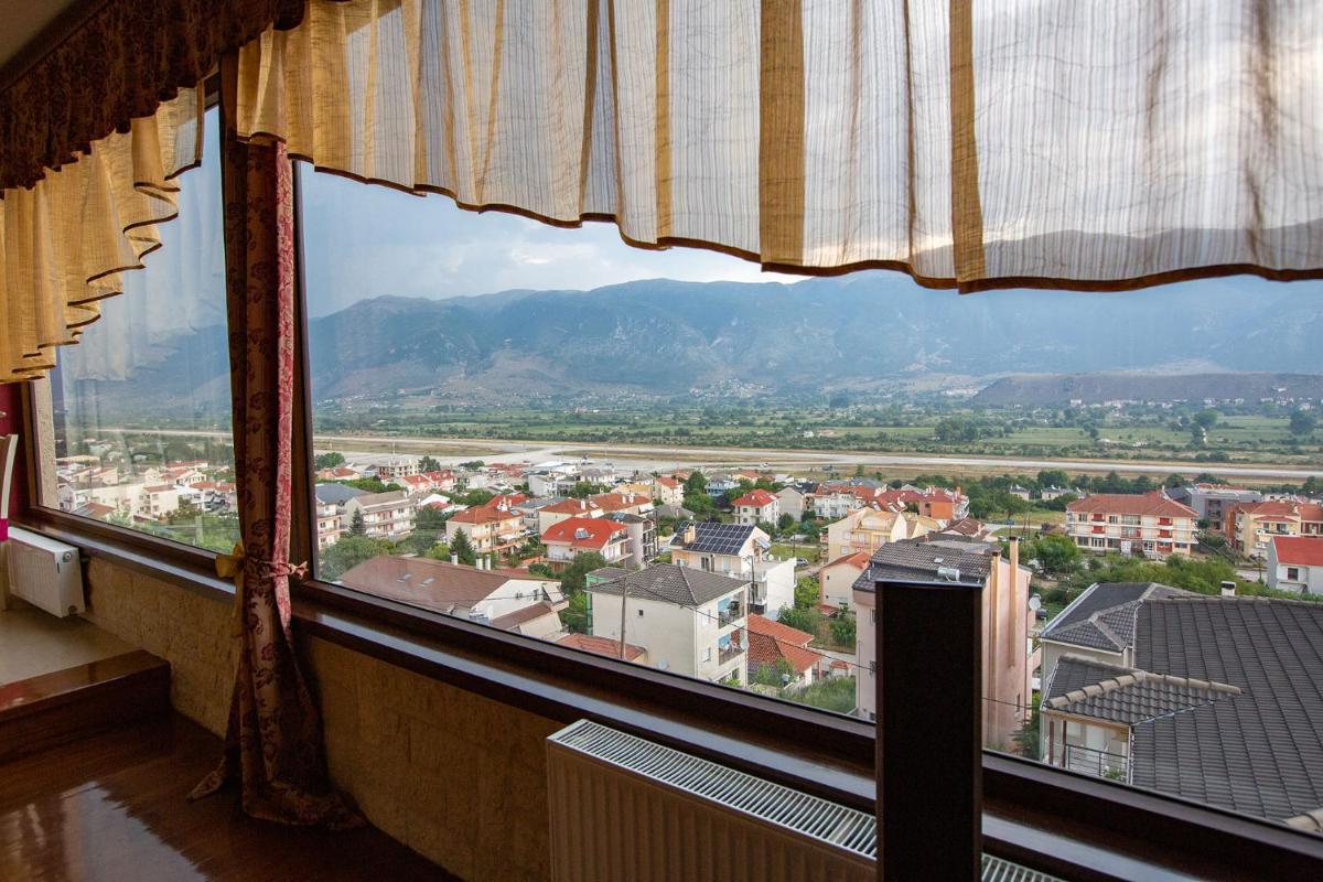 Villa Deluxe Sight - Housity