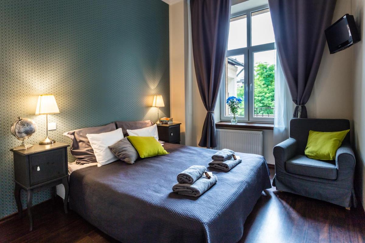 Angel House Aparthotel - Housity