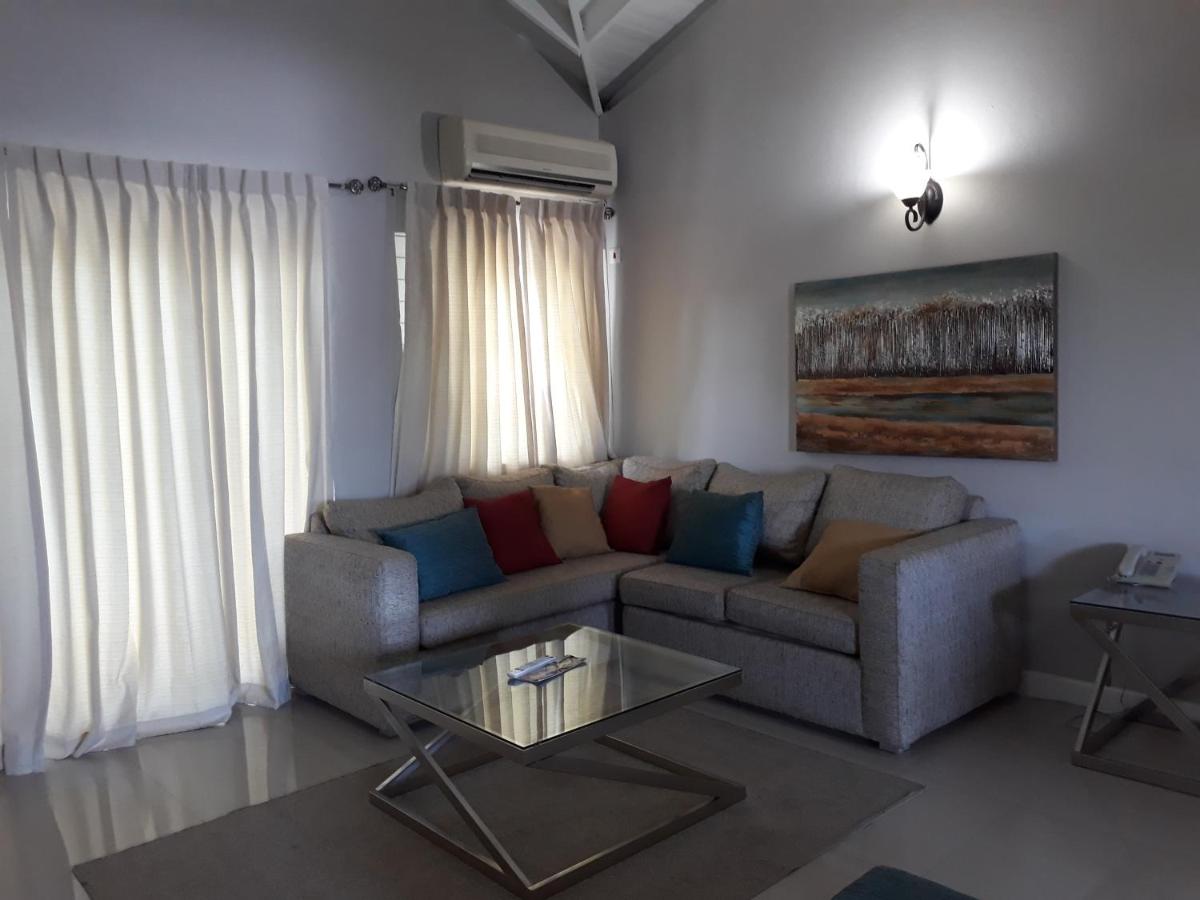 Suitetrails - Christar Villas Hotel