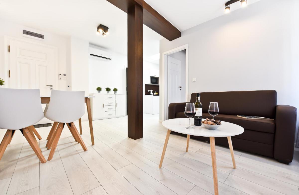 Julia Apartment - Hizvo