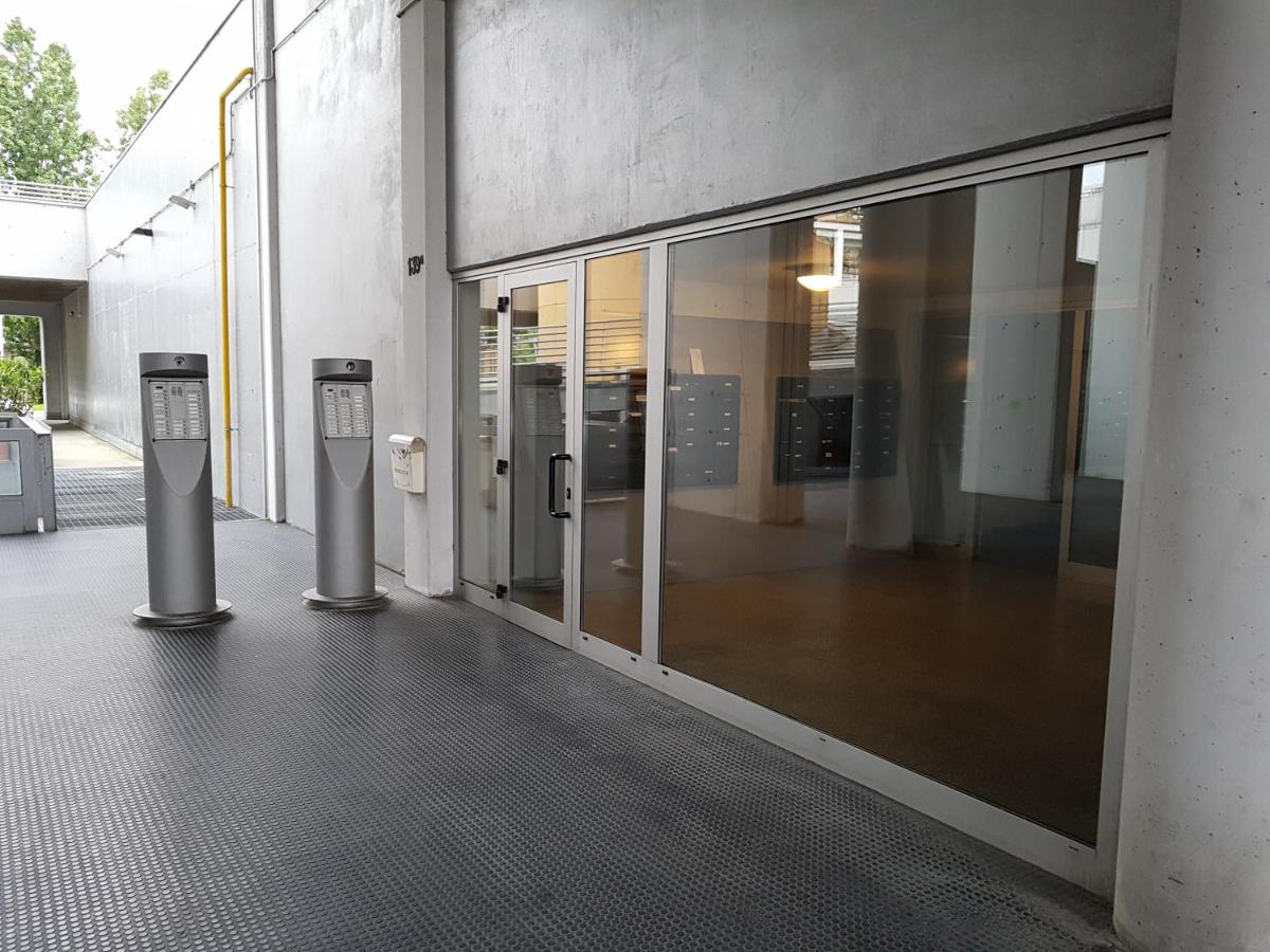 Airport Orio Studio - Housity