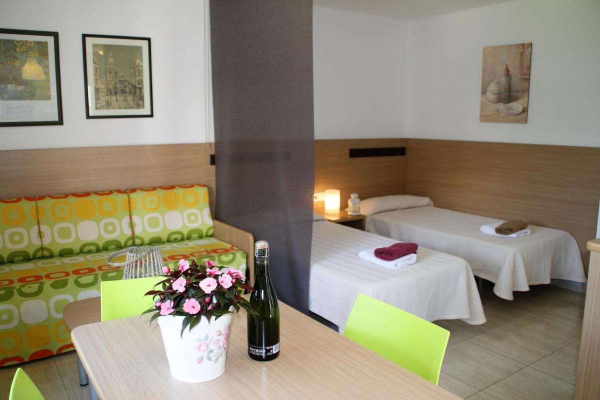 Apartaments Ocean Canada - Housity