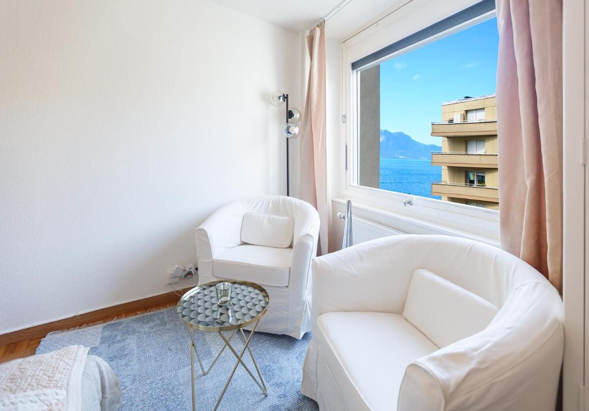 Central Apartment with Terrace - Housity