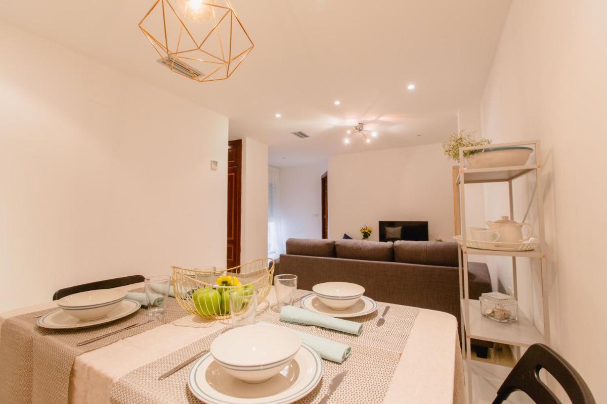 Apartamento El Patio de Canovas - Housity