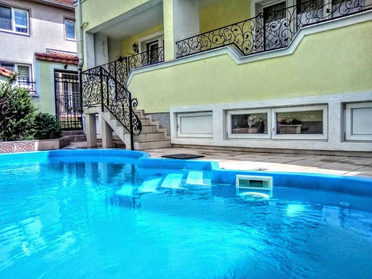 Apartment Cace - Housity