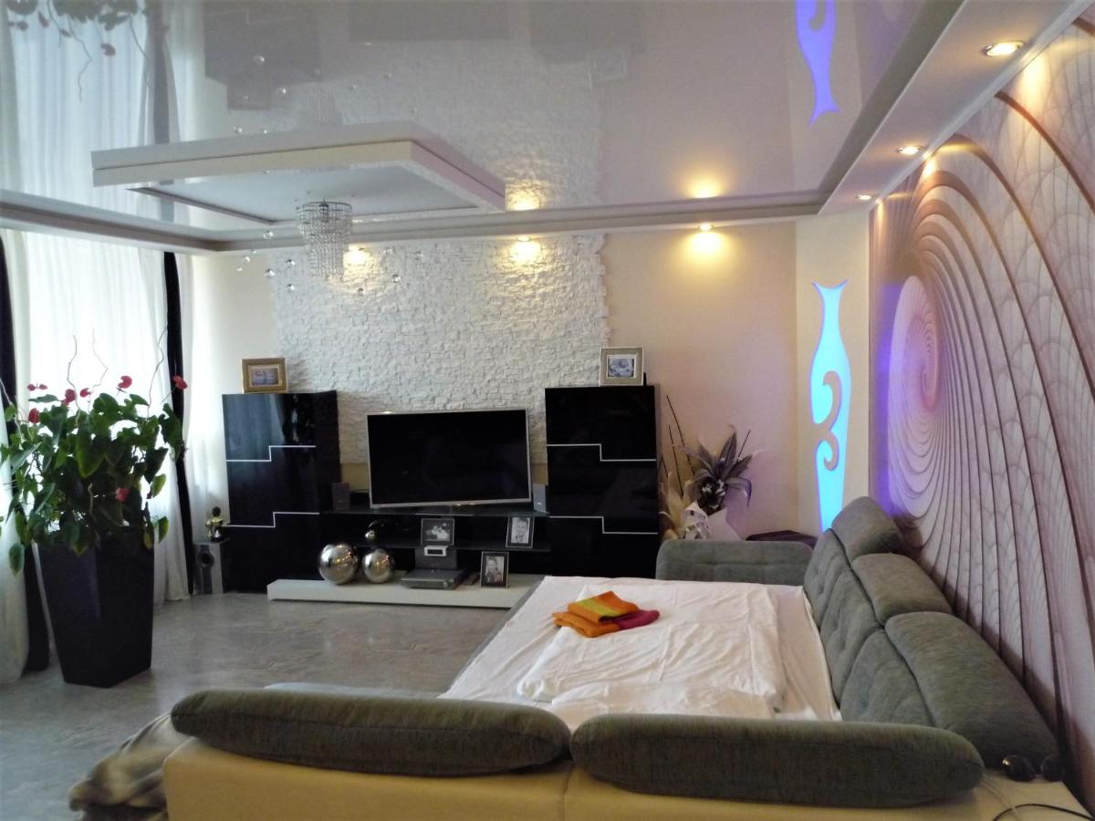 Private Apartment Laatzen City - Housity