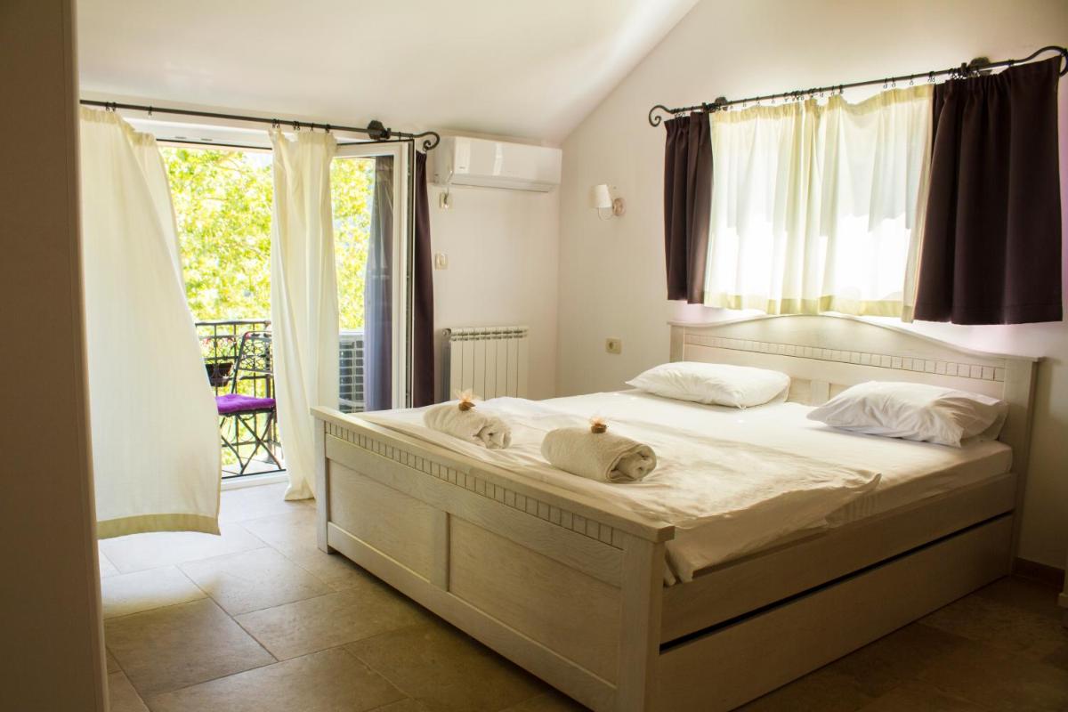 Vida`s house - Housity