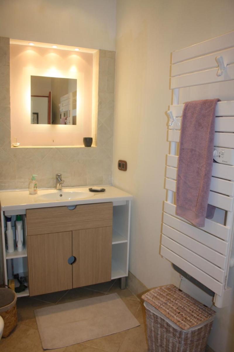 Au pied des Alpes - Housity