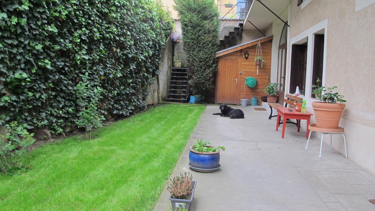 Au pied des Alpes - Housity