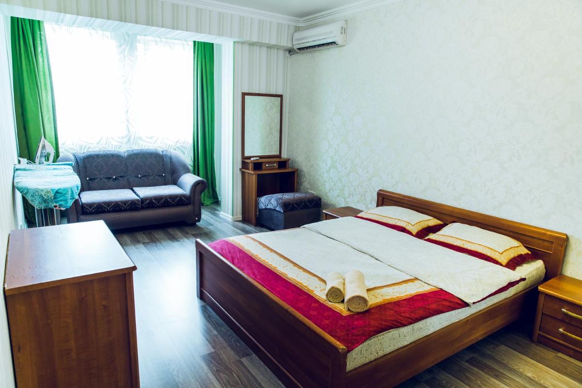Apartment with F1 and Caspian Sea view - Housity
