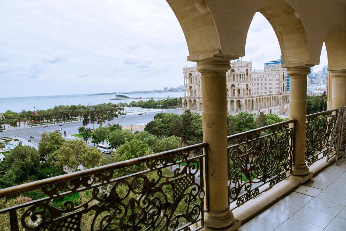 Apartment with F1 and Caspian Sea view - Housity