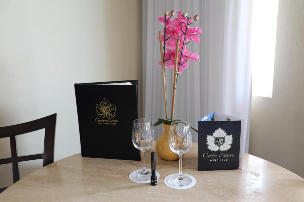 Carter Estate Winery and Resort - Housity
