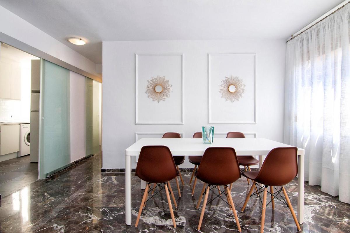 xxx Aben Apartment - Housity