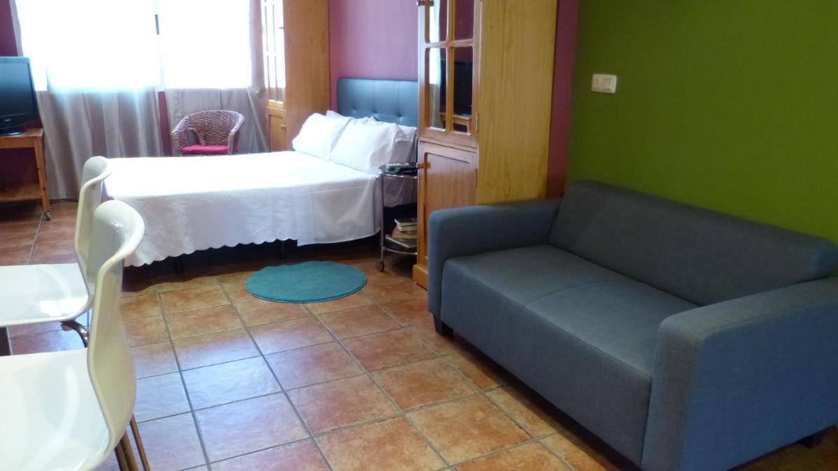 Casco Viejo Candeleda - Housity