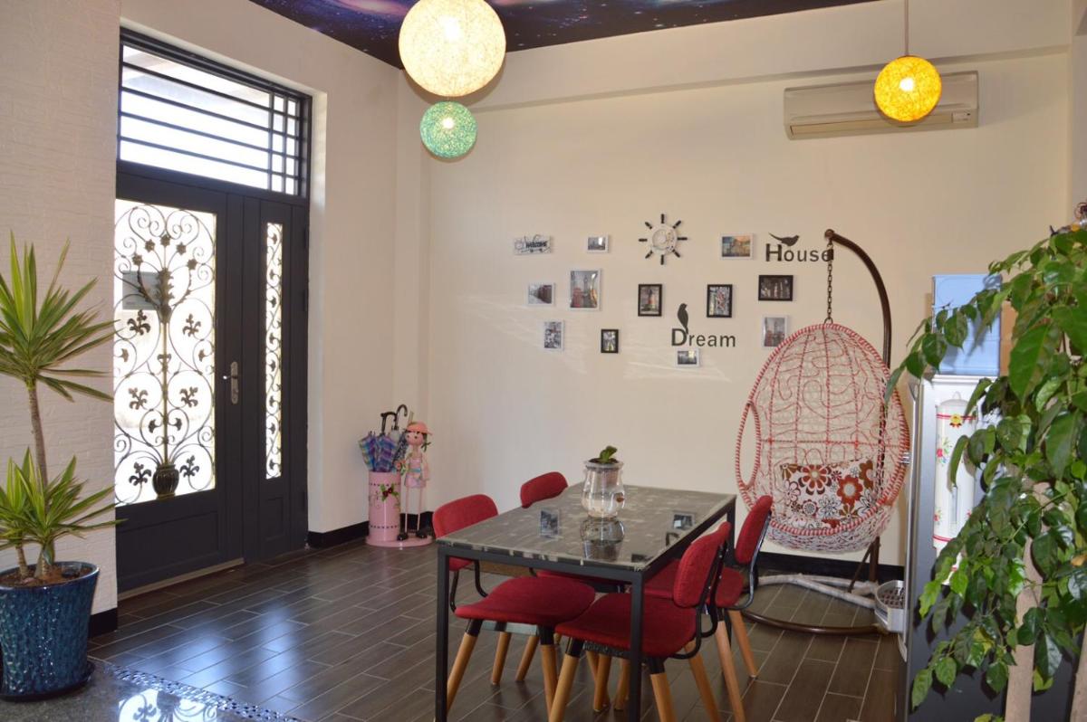 Starry Sky Inn - Housity