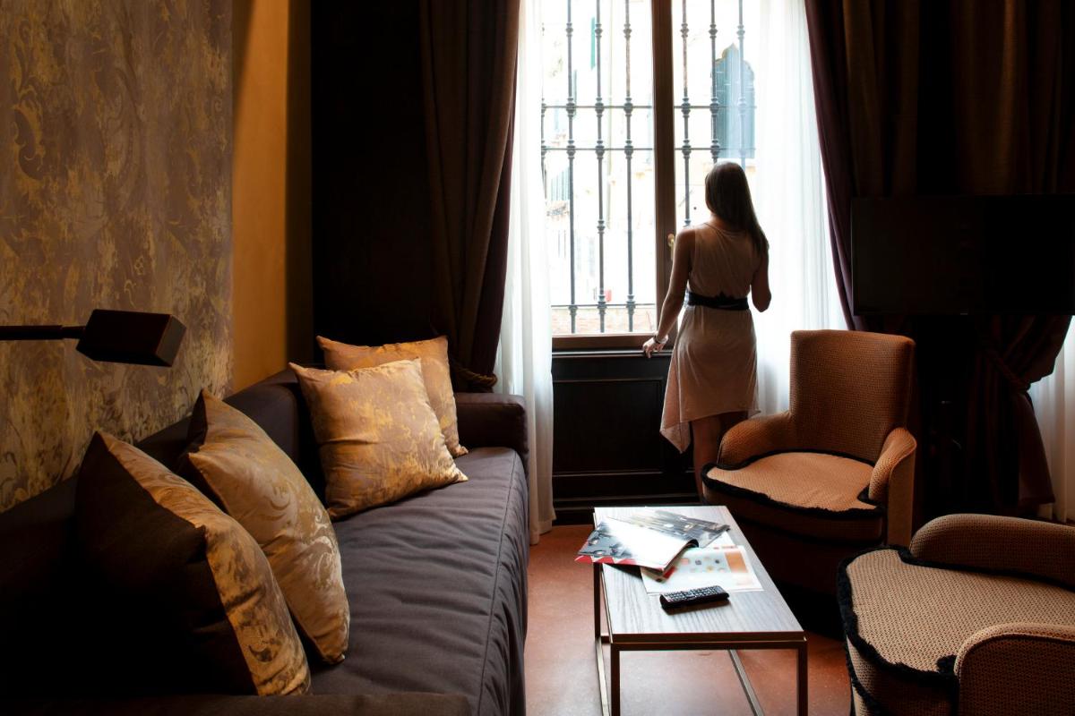 Aqua Apartments - Housity