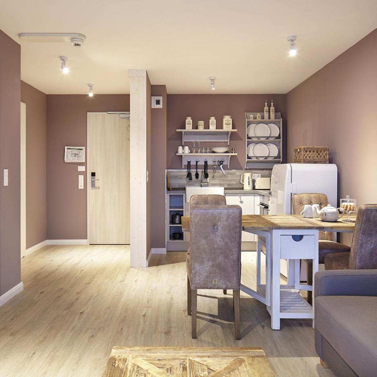 Hausner`s Hotel- Studio Apartments - Housity