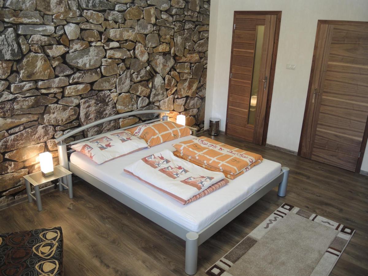 Apartmany Rudolf - Housity