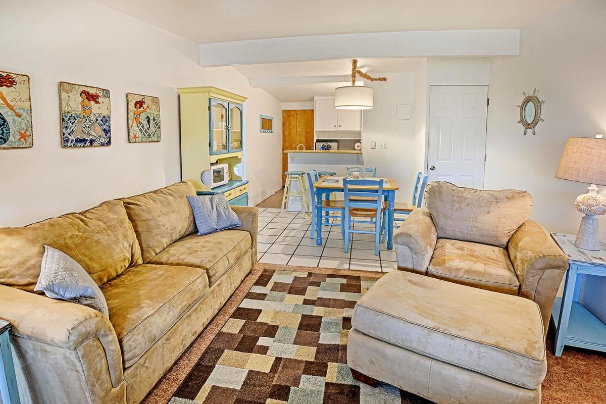 Shine On Condo - Housity