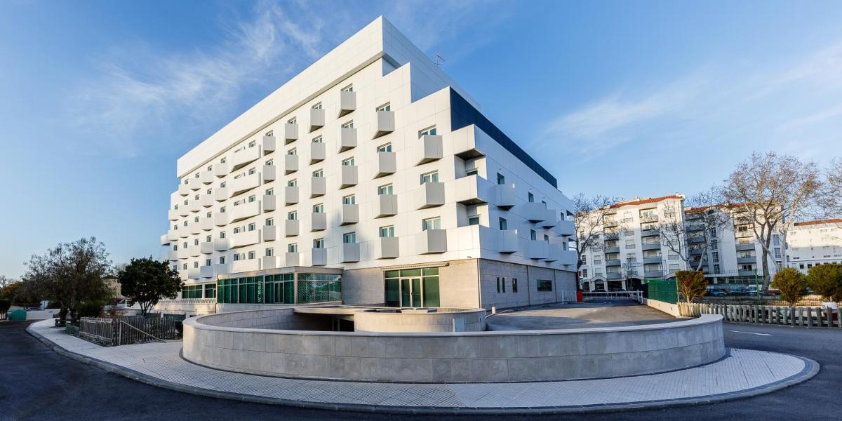 O edifício onde o hotel está situado