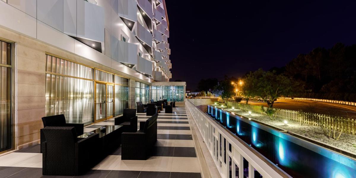 A piscina em ou perto de Aurea Fatima Hotel Congress & Spa