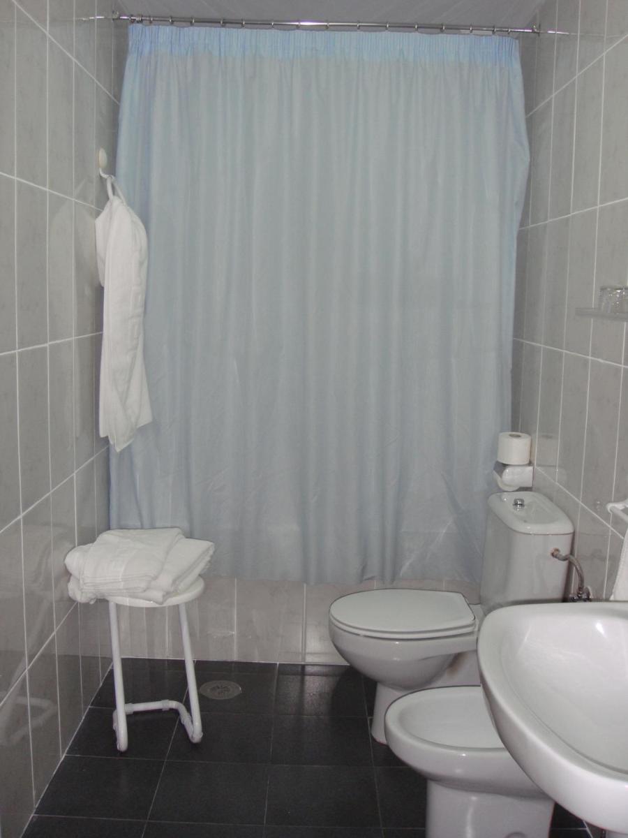 Hostal Serpol - Housity