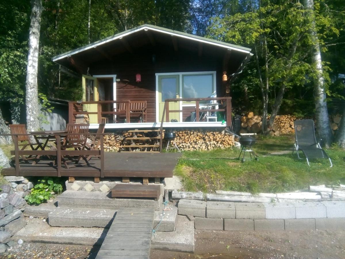 Lohja Chalet at Lake Enäjärvi - Housity