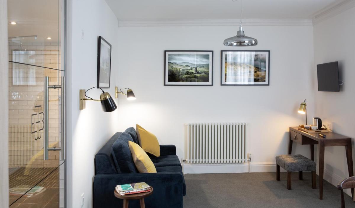 The Black Bull Inn - Housity