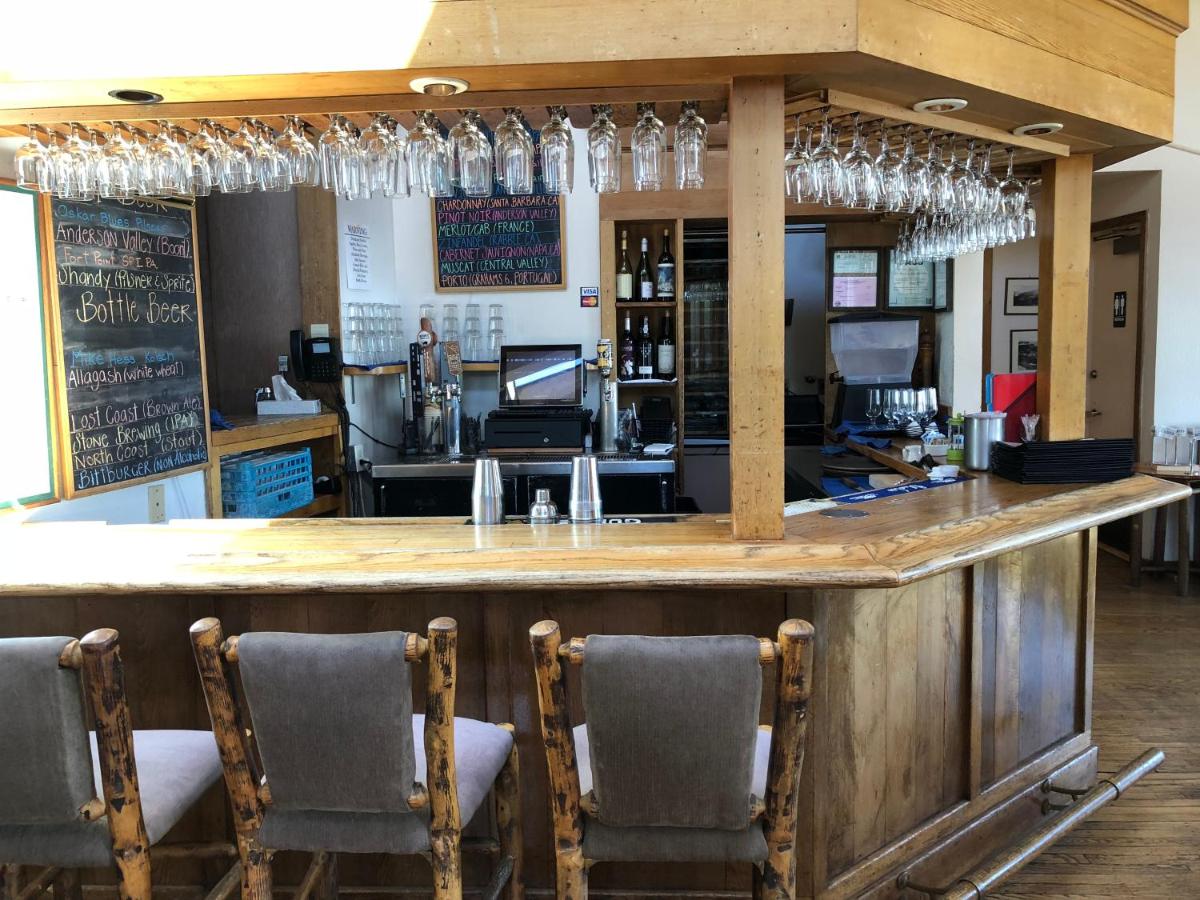 Mountain Home Inn - Housity