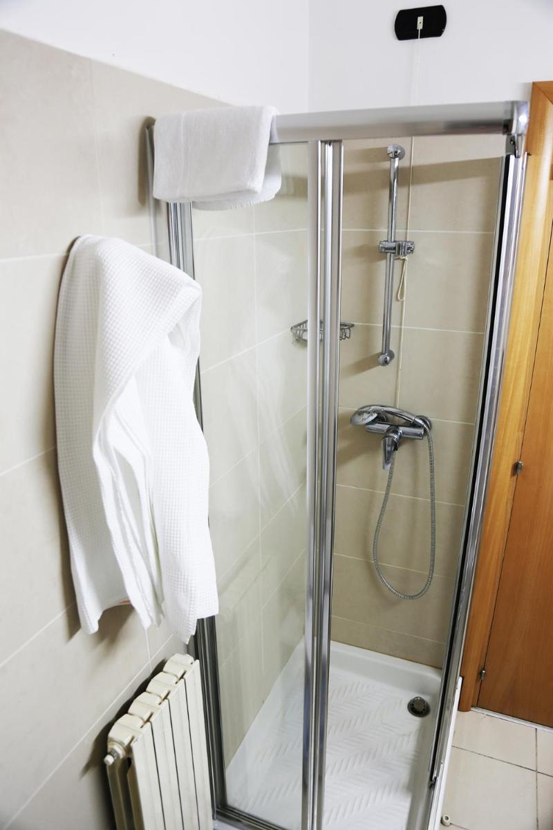 Hotel Meranda - Housity