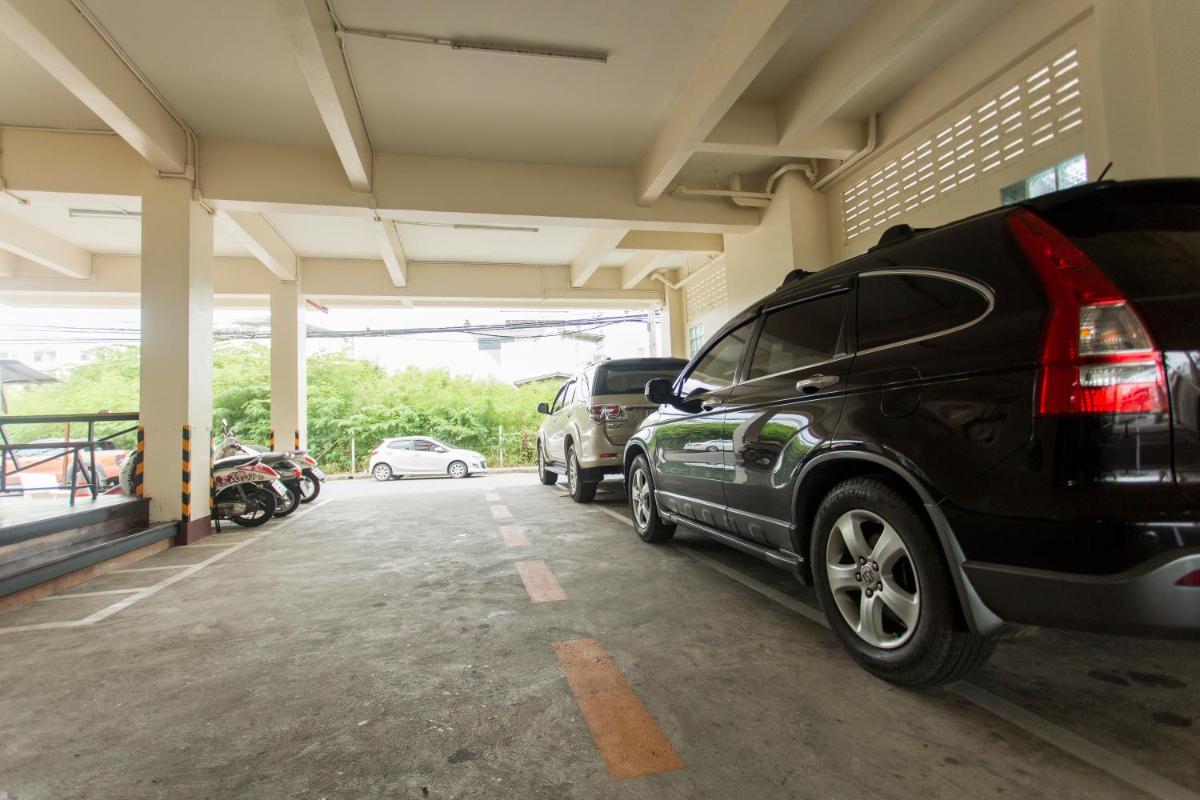 Kulasub Hotel - Housity