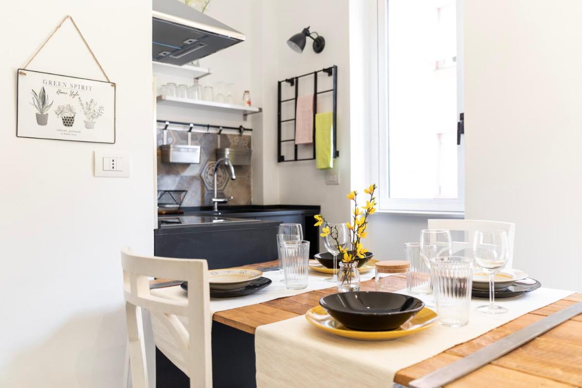 Happy Travelers Apartment by Holiday Solutions - Housity