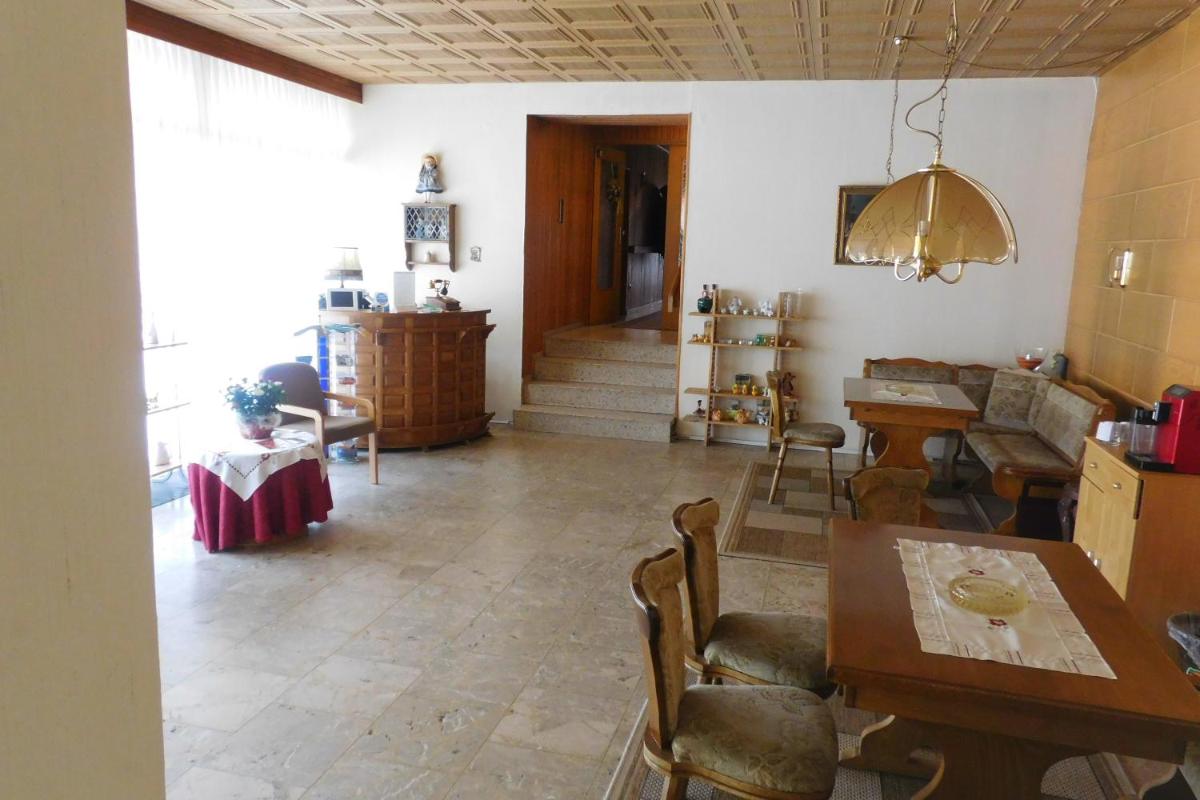 Hotel Pension am Kurmittelhaus - Housity