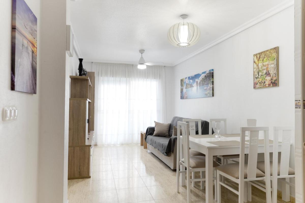 Apartment Goleta del Mar - Housity