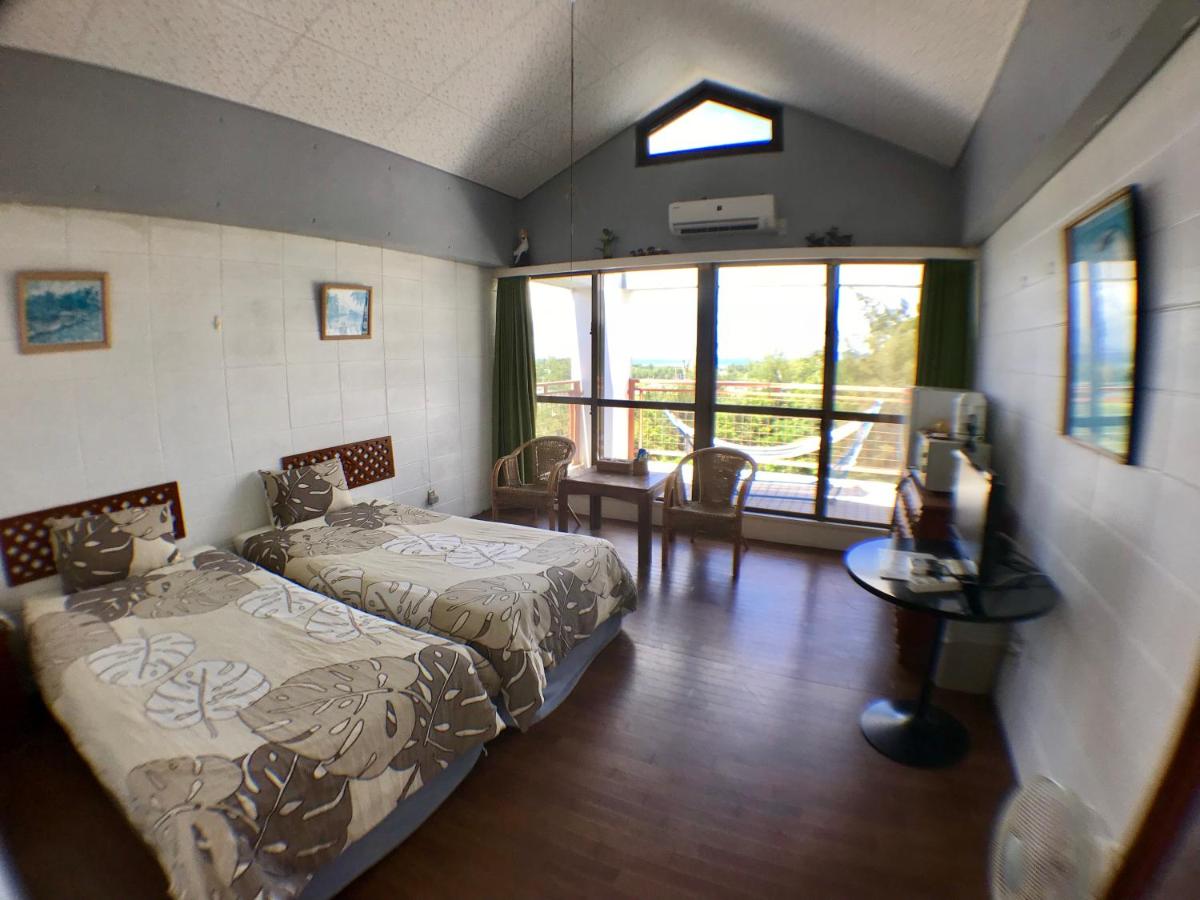 Surfside Bed & Breakfast - Housity